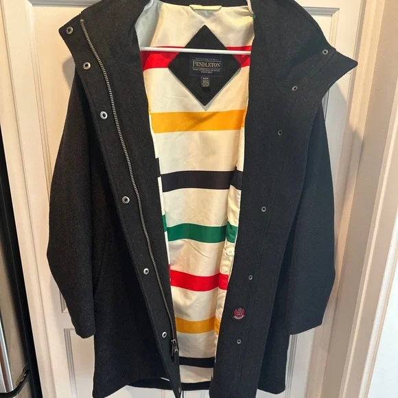 Pendleton Wonens Wool Size S NWOT - Picture 8 of 16